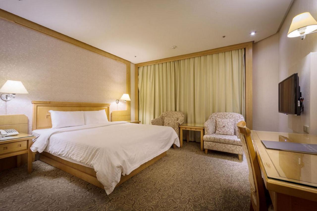 Guide Hotel Zhongli Zhongzheng Taojüan Kültér fotó